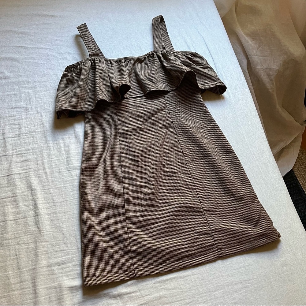 Valfre tan brown houndstooth ruffle sleeveless mini dress